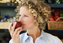 Είστε αλλεργικοί; Οι 7 τροφές που πρέπει να αποφεύγετε