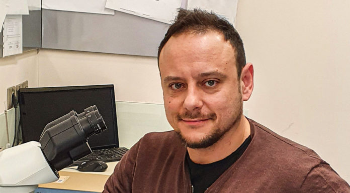 Γκίκας Μαγιορκίνης, ο καθηγητής που χτύπησε τον κορονοϊό στη ρίζα του