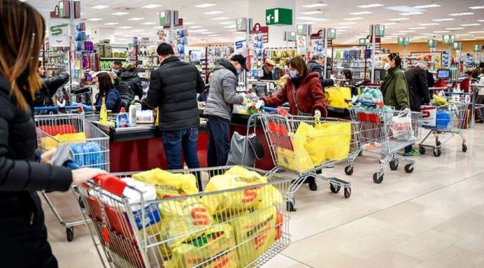 Νέο ωράριο από σήμερα Σάββατο στα σούπερ μάρκετ – Θα ισχύει έως τις 9 Μαΐου