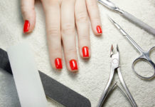 Υγιή νύχια: Τι πρέπει να κάνετε & ποια σημάδια πρέπει να ελεγχθούν απο γιατρό