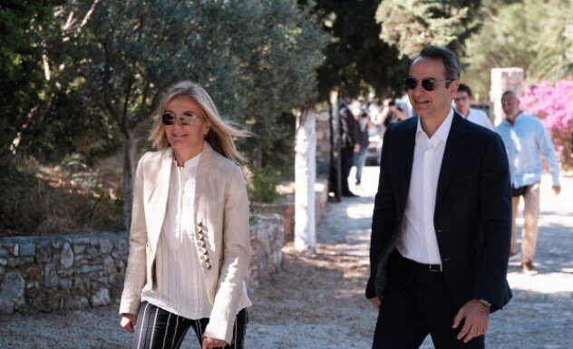 Μνημόσυνο Κωνσταντίνου Μητσοτάκη – Όλη η οικογένεια εκεί Μνημόσυνο Κωνσταντίνου Μητσοτάκη