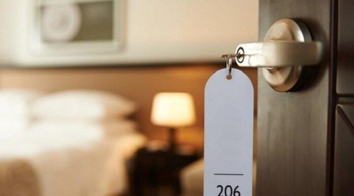 Κρήτη: Τα μισά ξενοδοχεία δωδεκάμηνης λειτουργίας θα μείνουν κλειστά την 1η Ιουνίου Από τη Δευτέρα 1η Ιουνίου, τα ξενοδοχεία δωδεκάμηνης λειτουργίας έχουν το δικαίωμα να ανοίξουν.