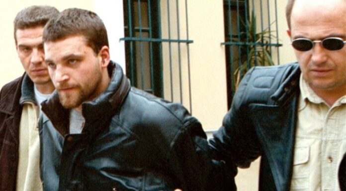 Πάσσαρης: Αντίστροφη μέτρηση για επιστροφή στην Ελλάδα Κώστα Πάσσαρη