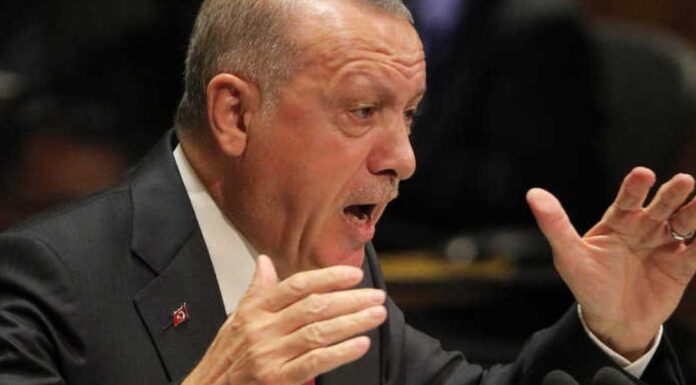 Ερντογάν : «Θα υπερασπιστούμε τα δικαιώματά μας σε Αιγαίο & Κύπρο- Δε θα αφήσουμε πεδίο στο ελληνικό λόμπι» Ερντογάν : «Θα υπερασπιστούμε τα δικαιώματά μας σε Αιγαίο & Κύπρο