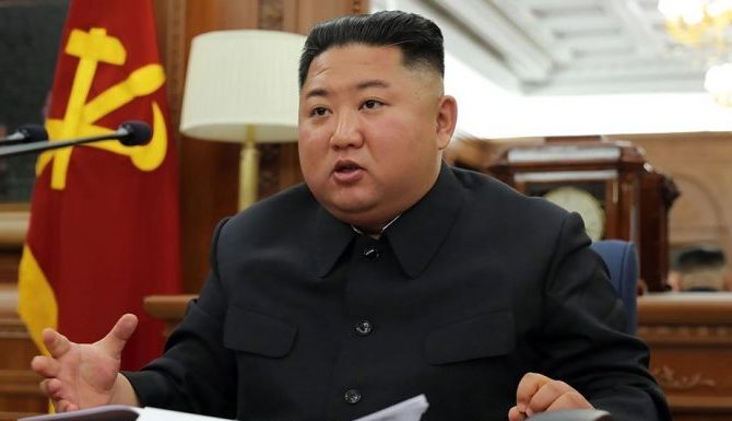 Βόρεια Κορέα: «Νεκρός κατά 99% ο Κιμ Γιόνγκ Ουν» λέει βορειοκορεάτης πολιτικός Κιμ Γιόνγκ Ουν