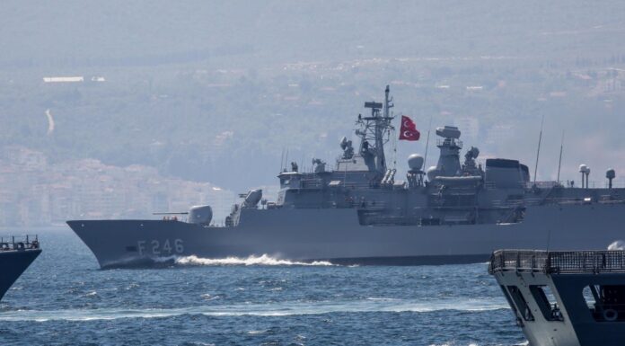 Πολεμικοί αλαλαγμοί από Άγκυρα σε Αθήνα: «Μην τα βάλετε με τον τουρκικό Στόλο – Είναι πάνω από το μπόι σας»! Πολεμικοί αλαλαγμοί από Άγκυρα σε Αθήνα: «Μην τα βάλετε με τον τουρκικό Στόλο - Είναι πάνω από το μπόι σας»!