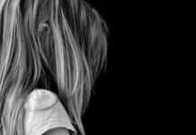 Μητέρα 9χρονης στην Ρόδο: «Δεν έχω δουλειά – Τώρα θα τρώμε πέτρες» – Οι απαγορεύσεις του κορωνοϊού έφεραν την καταστροφή «Η μητέρα θέλει μια δουλειά για να ζήσει τα παιδιά της»