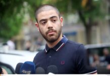 Αδερφός Μαρκέλλας: Πιθανόν το οικογενειακό περιβάλλον να μην κριθεί εντάξει – Μπορώ να πάρω εγώ την επιμέλειά της Αδερφός Μαρκέλλας: Πιθανόν το οικογενειακό περιβάλλον να μην κριθεί εντάξει - Μπορώ να πάρω εγώ την επιμέλειά