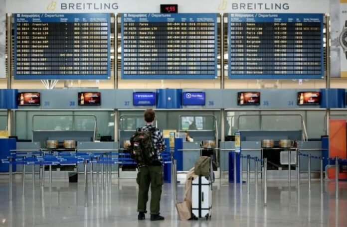 Σε πλήρη ετοιμότητα η Ελλάδα για την υποδοχή τουριστών – Όλοι οι κανόνες για τα αεροδρόμια