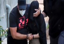 Επίθεση με βιτριόλι: Ηχητικό ντοκουμέντο από το τηλεφώνημα της 35χρονης σε εταιρεία ταξί Επίθεση με βιτριόλι: Ηχητικό ντοκουμέντο από το τηλεφώνημα της 35χρονης σε εταιρεία ταξί