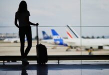 Ανοίγει σήμερα ο τουρισμός: Ξεκινούν οι πτήσεις εξωτερικού, λειτουργούν ξανά γυμναστήρια, καταλύματα και μουσεία Αρση μέτρων: Πρεμιέρα σήμερα Δευτέρα 15/6 για τον τουρισμό και τις διεθνείς πτήσεις.