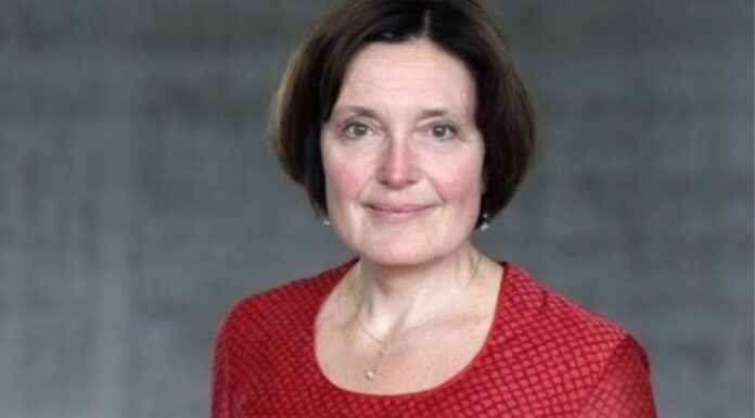 Δολοφονία Suzanne Eaton: Καμία ψυχοπαθολογία δεν διαπίστωσαν οι ψυχίατροι για τον δράστη Δεν υπήρξε ανάκληση των ομολογιών του δράστη του βιασμού και της δολοφονίας της βιολόγου Suzanne Eaton πέρυσι το καλοκαίρι στην Κρήτη