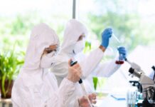 Ισραήλ: Επιτυχημένες σε ποσοστό 100% οι κλινικές δοκιμές του νέου εμβολίου κατά του κορωνοϊού Επιτυχημένες σε ποσοστό 100% οι κλινικές δοκιμές του νέου εμβολίου κατά του κορωνοϊού
