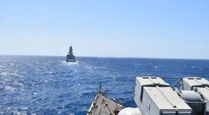 Βόρεια της Κρήτης η φρεγάτα «Κουντουριώτης» μαζί με άλλα πλοία του ΝΑΤΟ Βόρεια της Κρήτης η φρεγάτα «Κουντουριώτης» μαζί με πλοία του ΝΑΤΟ