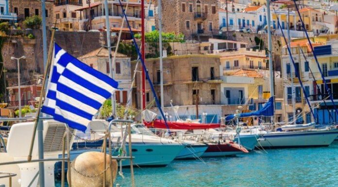 Στους κορυφαίους προορισμούς της Μεσογείου η Ελλάδα – “Δημοφιλέστατη” η Κρήτη Στους τρεις κορυφαίους προορισμούς της Μεσογείου βρίσκεται η Ελλάδα