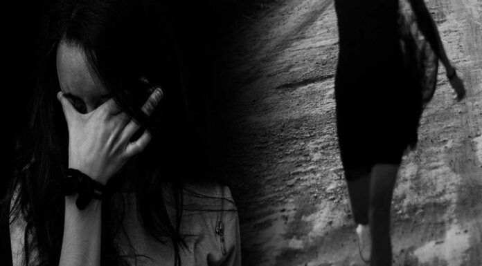 5 οι βασικές ύποπτοι για την ύπουλη επίθεση με βιτριόλι στην Καλλιθέα: Τα τελευταία στοιχεία θα δείξουν ποια το έκανε οι βασικές ύποπτοι για την ύπουλη επίθεση με βιτριόλι στην Καλλιθέα