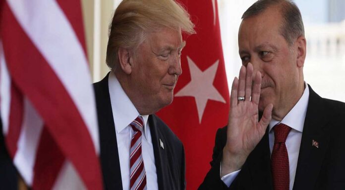 Ν.Τραμπ-Ρ.Τ.Ερντογάν: «Η συζήτησή τους για Ελλάδα, Κύπρο, Λιβύη δεν πήγε καλά» λένε οι Ευρωπαίοι Ν.Τραμπ-Ρ.Τ.Ερντογάν: «Η συζήτησή τους για Ελλάδα, Κύπρο, Λιβύη δεν πήγε καλά» λένε οι Ευρωπαίοι