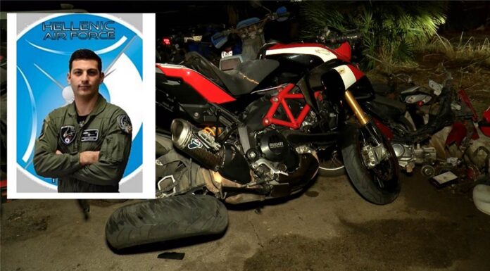 Κρήτη: Μεγάλη θλίψη για τον τραγικό θάνατο του Υποσμηναγού, Εμμανουήλ Γαρεφαλάκη Πρόκειται για τον Υποσμηναγό, Εμμανουήλ Γαρεφαλάκη, ο οποίος κατάγεται από το Ηράκλειο και ανήκει στην Ομάδα Αεροπορικών Επιδείξεων Μεμονωμένου Αεροσκάφους F-16 «ΖΕΥΣ».