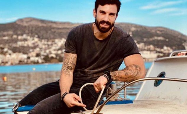 Εξαιρετικό το βίντεο για… αφηρημένους μέσα στο σπίτι: Ηλίας Γκότσης ο πρωταγωνιστής Αφηρημένος μέσα στο σπίτι Ηλίας Γκότσης