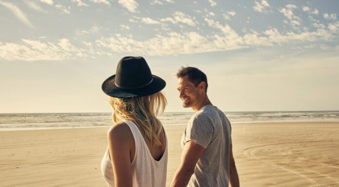 Stashing: Η νέα τάση στις σχέσεις που θα έχει πολλά «θύματα» – Τι ακριβώς είναι; Stashing: Η νέα τάση στις σχέσεις που θα έχει πολλά «θύματα» - Τι ακριβώς είναι