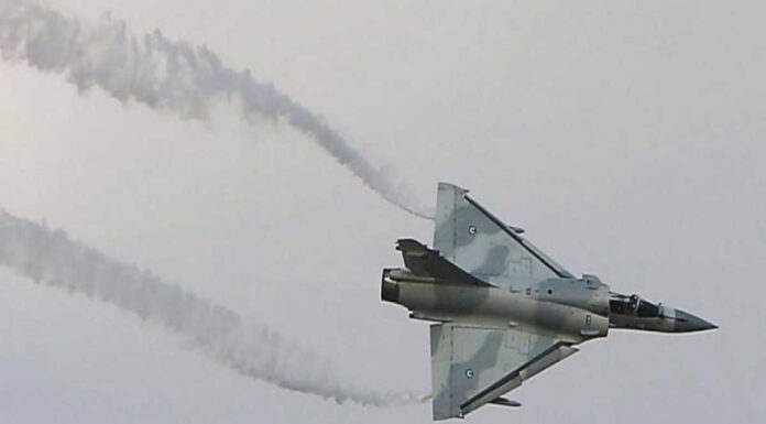 Αξιωματούχος Εμιράτων: «Τα ΗΑΕ έδωσαν ένα καλό μάθημα στην Τουρκία» «Τα ΗΑΕ εκ μέρους όλων των Αράβων έδωσαν ένα καλό μάθημα στην Τουρκία», ανέφερε με νόημα ο σύμβουλος της βασιλικής οικογένειας των ΗΑΕ Abdulkhaleq Abdullah.