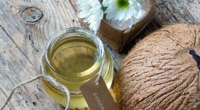 Σπιτικές μάσκες μαλλιών για ανάπτυξη μαλλιών & για ξηρά, κατεστραμμένα, φριζαρισμένα μαλλιά Σπιτικές μάσκες μαλλιών για ανάπτυξη μαλλιών