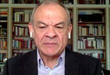 Ξέσπασμα στον «αέρα»: «Μας λέγατε εμβολιαστείτε για να μην πεθάνετε και οι μισοί νεκροί είναι εμβολιασμένοι» θανάτους. Γιατί οι μισοί από αυτούς ήταν πλήρως εμβολιασμένοι;