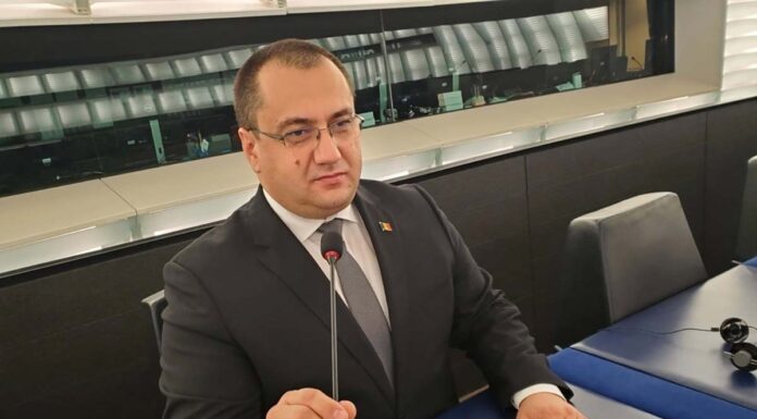 Ευρωβουλευτής: «Η ΕΕ γίνεται Κίνα – Θα μας ελέγχουν διαρκώς – Το πιστοποιητικό ήταν μόνο η αρχή…» Το πιστοποιητικό ήταν μόνο η αρχή…