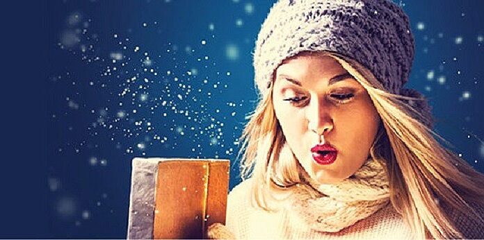 Το Karwa Chauth γιορτάζεται στο βόρειο τμήμα της Ινδίας. Οι παντρεμένες γυναίκες τηρούν νηστεία Εδώ είναι μερικές εξαιρετικές ιδέες για δώρα για τη γυναίκα σας!