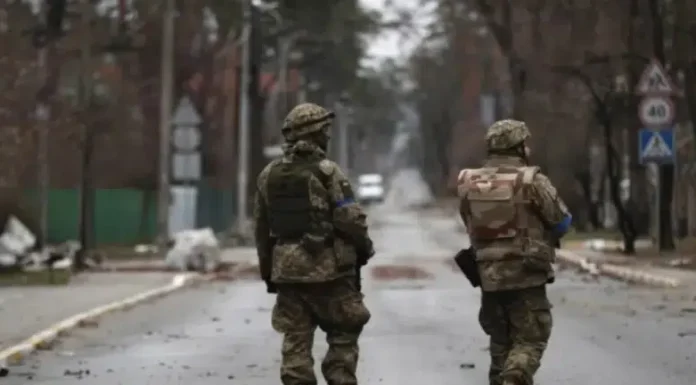 Και όμως υπάρχουν άνθρωποι που τα πιστεύουν και τα αναδημοσιεύουν