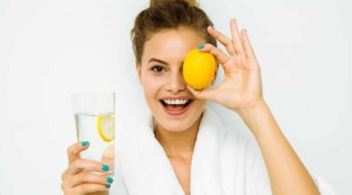 Ακμή τέλος – Αποτελεσματική θεραπεία μόνο με χυμό λεμονιού