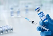 Κορωνοϊός: Ανοίγει σήμερα η πλατφόρμα για 4η δόση για όλους άνω των 30 ετών