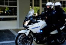 Ηράκλειο: Προσποιήθηκε τον λογιστή και απέσπασε με ένα τηλεφώνημα 18.000 ευρώ από μια 58χρονη. Προσποιήθηκε τον λογιστή και απέσπασε με ένα τηλεφώνημα 18.000 ευρώ