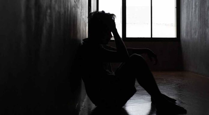«Με εκβίαζε η μάνα για να μην την καταγγείλω» Με εκβίαζε η μάνα για να μην την καταγγείλω