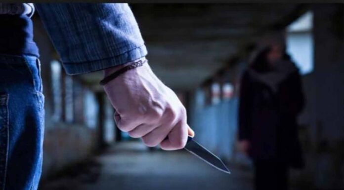 Ηράκλειο: 47χρονος μπήκε σε εκκλησία με μαχαίρι απειλώντας ιερέα και πιστούς – Αναζητείται από τις Αρχές