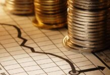 Η ΕΚΤ τρέχει να «σώσει» τα ελληνικά 10ετή ομόλογα: Εκτινάχτηκαν οι αποδόσεις σε Ελλάδα και Ιταλία. Η ΕΚΤ τρέχει να «σώσει» τα ελληνικά 10ετή ομόλογα: Εκτινάχτηκαν οι αποδόσεις σε Ελλάδα και Ιταλία.