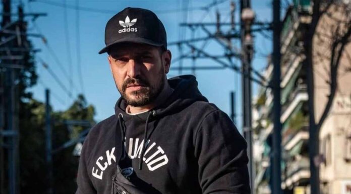 Πέθανε «χωρίς αιτία» ο 38χρονος ράπερ «ΔΠΘ» (βίντεο) Πέθανε «χωρίς αιτία» ο 38χρονος εμβολιασμένος ράπερ