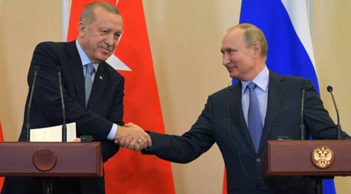 Η Ρωσία «προξένεψε» την Τουρκία στους BRICS – Η Άγκυρα στο κλαμπ των μεγάλων «παγκόσμιων παικτών» από το 2023 Η Ρωσία «προξένεψε» την Τουρκία στους BRICS – Η Άγκυρα στο κλαμπ των μεγάλων «παγκόσμιων παικτών» από το 2023