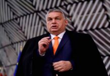 Β.Όρμπαν: «Η ΕΕ είναι αυτοκίνητο με 4 σκασμένα λάστιχα – Με Μέρκελ & Τραμπ δεν θα γινόταν πόλεμος στην Ουκρανία» Β.Όρμπαν: «Η ΕΕ είναι αυτοκίνητο με 4 σκασμένα λάστιχα – Με Μέρκελ & Τραμπ δεν θα γινόταν πόλεμος στην Ουκρανία»