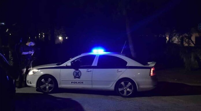 Ηράκλειο: Γκαρσονιέρα γεμάτη κόκα, χασίς και χιλιάδες ευρώ