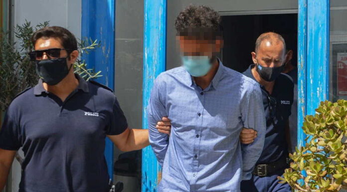 Συγκλονίζει η μητέρα της Γαρυφαλλιάς: Δεν ξέρω πώς θα αντέξω να μην γίνω αγρίμι, να τον κατασπαράξω