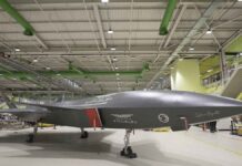 Παρουσιάστηκε τουρκικό stealth μαχητικό UAV: Θα εισέλθει σε μαζική παραγωγή σε 24 μήνες – Θα φέρει 4 βλήματα αέρος-αέρος! Παρουσιάστηκε τουρκικό stealth μαχητικό UAV: Θα εισέλθει σε μαζική παραγωγή σε 24 μήνες – Θα φέρει 4 βλήματα αέρος-αέρος!