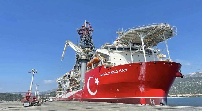 Η Τουρκία στέλνει το «Αμπντουλχαμίτ Χαν» στην κυπριακή ΑΟΖ για γεωτρήσεις – Θα τρυπήσει το 6ο και 7ο θαλασσοτεμαχίο. Η Τουρκία στέλνει το «Αμπντουλχαμίτ Χαν» στην κυπριακή ΑΟΖ για γεωτρήσεις – Θα τρυπήσει το 6ο και 7ο θαλασσοτεμαχίο