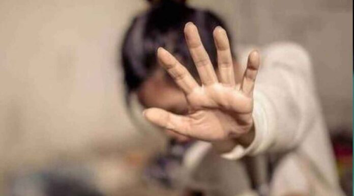 Τρόμος για 36χρονη στα Εξάρχεια: Σομαλοί μπήκαν στο σπίτι της και αφού την λήστεψαν προσπάθησαν να τη βιάσουν