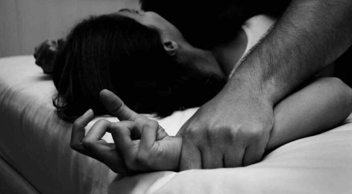 Σοκ στην Θεσσαλονική από τον βιασμό 17χρονης από Πακιστανό πίσω από θάμνο στο κέντρο της πόλης! Ελληνίδα