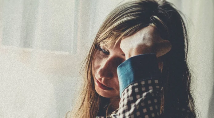 Τι συμβαίνει στο σώμα σου όταν αγνοείς το άγχος για πολύ καιρό