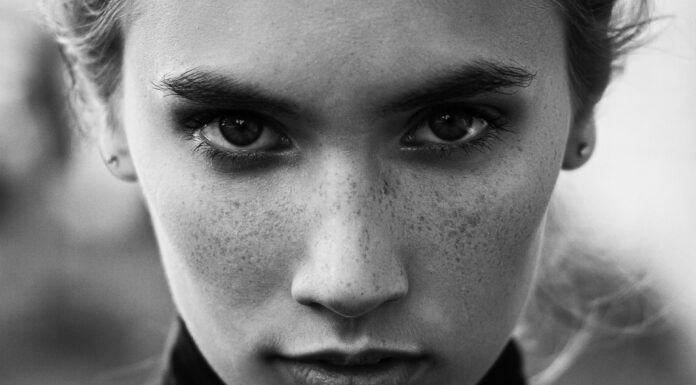 Αυτά είναι τα σημάδια ότι είσαι διανοητικά δυνατός