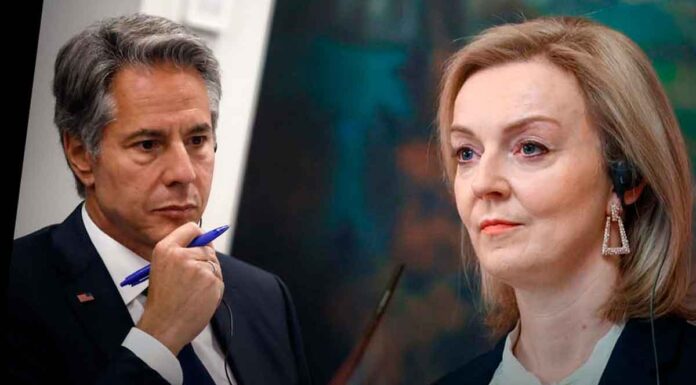 «Η Λιζ Τρας έστειλε μήνυμα στον Α.Μπλίνκεν “It’s done” όταν ανατινάχτηκαν οι αγωγοί Nord Stream 1 & 2» λέει δημοσιογράφος