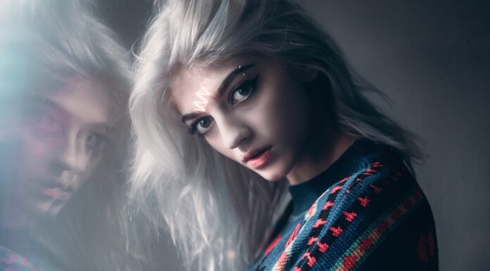 Η ανώτερη μορφή αντίληψης είναι να παραδέχεσαι τα λάθη σου. Η κατώτερη να δικαιολογείσαι.