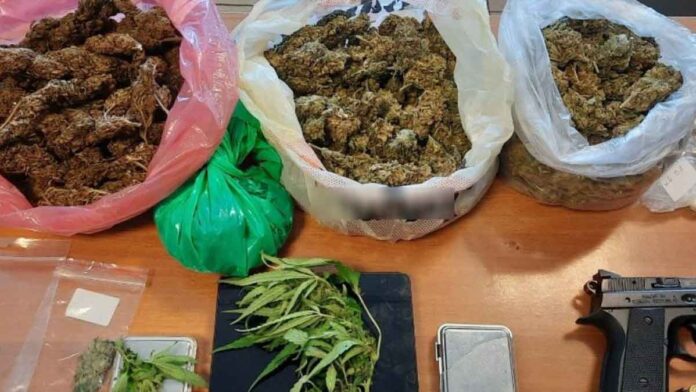 Στη φυλακή πέντε από τους έντεκα κατηγορούμενους απο το κύκλωμα ναρκωτικών